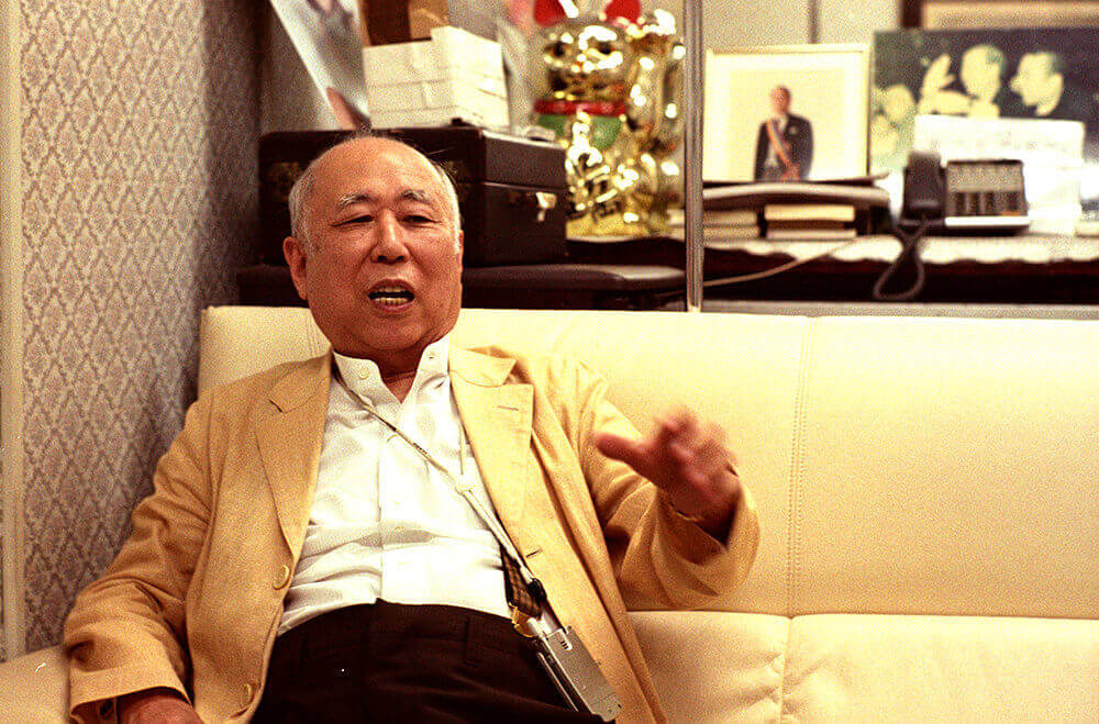 福富太郎氏。ハリウッド事務所にて。(2006年8月撮影)