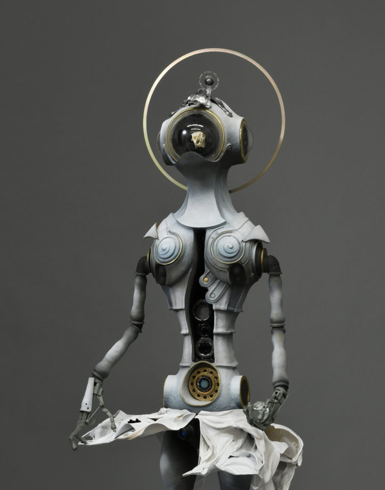 上根拓馬「12ガーディアンズ , the Devas 月天」(部分)190.0×100.0×60.0cm