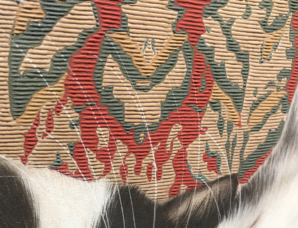 拡大:1本1本がぷっくりと盛り上がり、カーペットの柄に立体感を出しています。猫の毛のふんわり感との違いを常に意識して描いているそうです。
